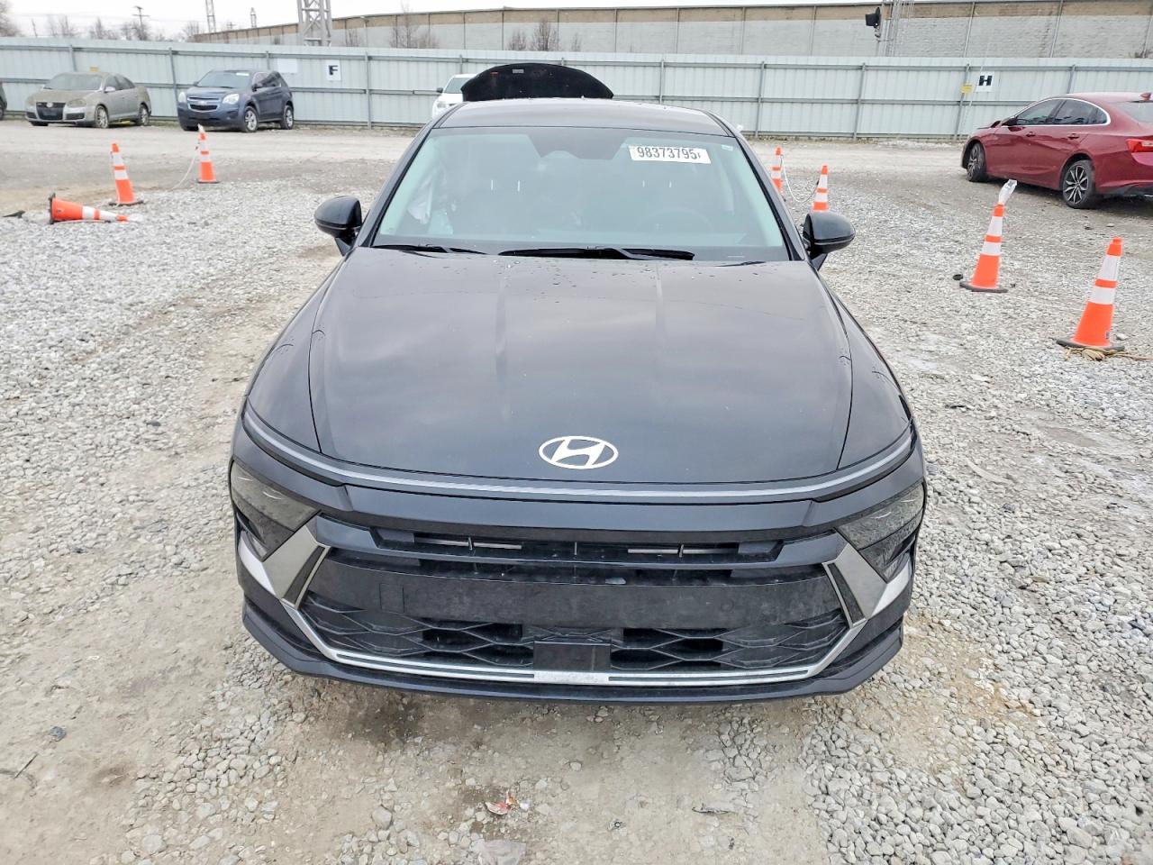 2025 HYUNDAI SONATA SEL photo 5