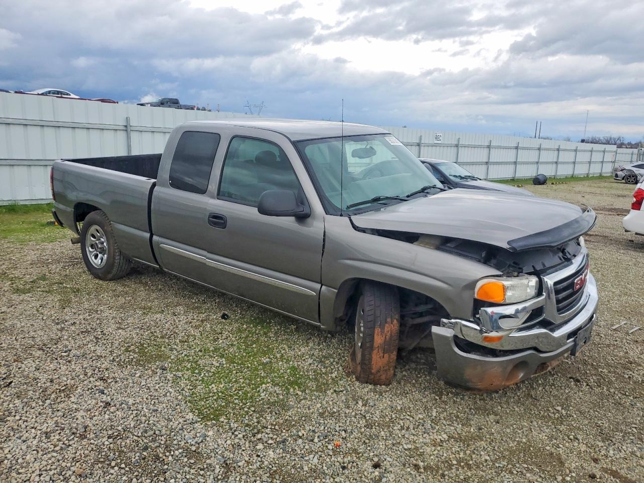 2006 GMC NEW SIERRA C1500 photo 4