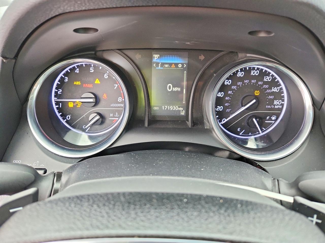 2018 TOYOTA CAMRY L photo 9
