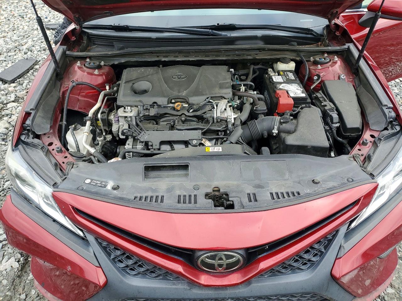 2018 TOYOTA CAMRY L photo 11