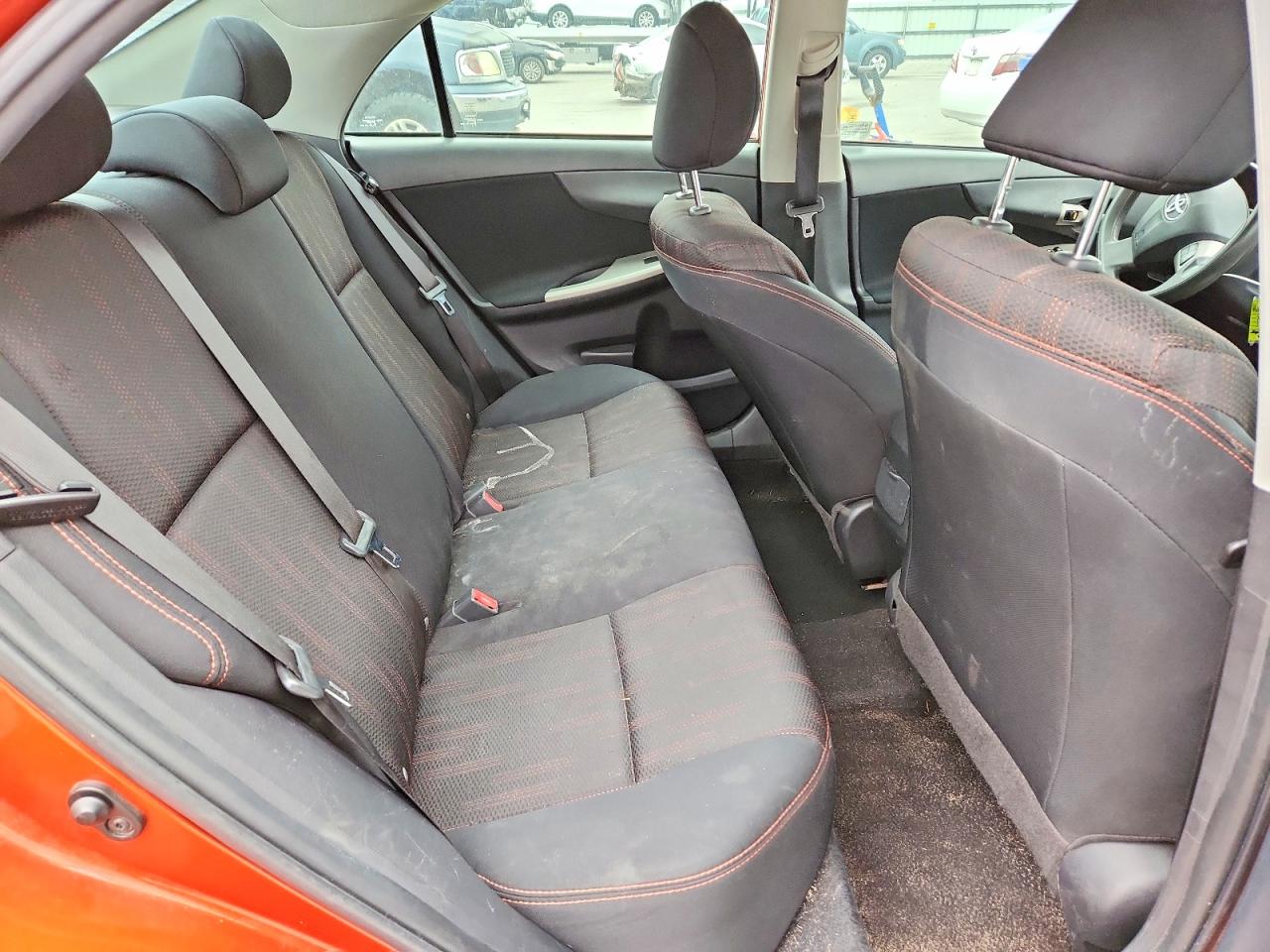 2013 TOYOTA COROLLA BASE photo 10