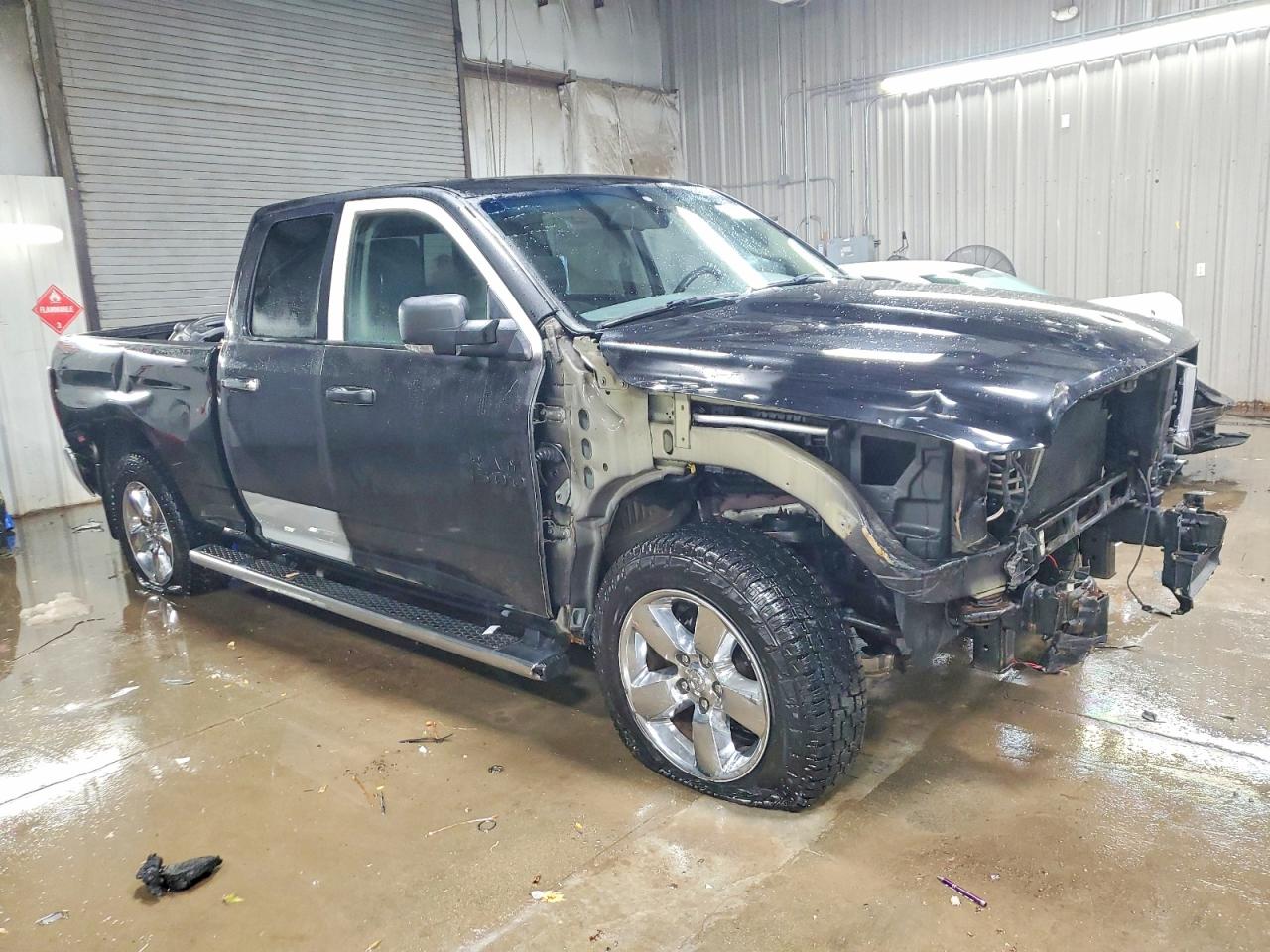 2015 RAM 1500 SLT photo 7