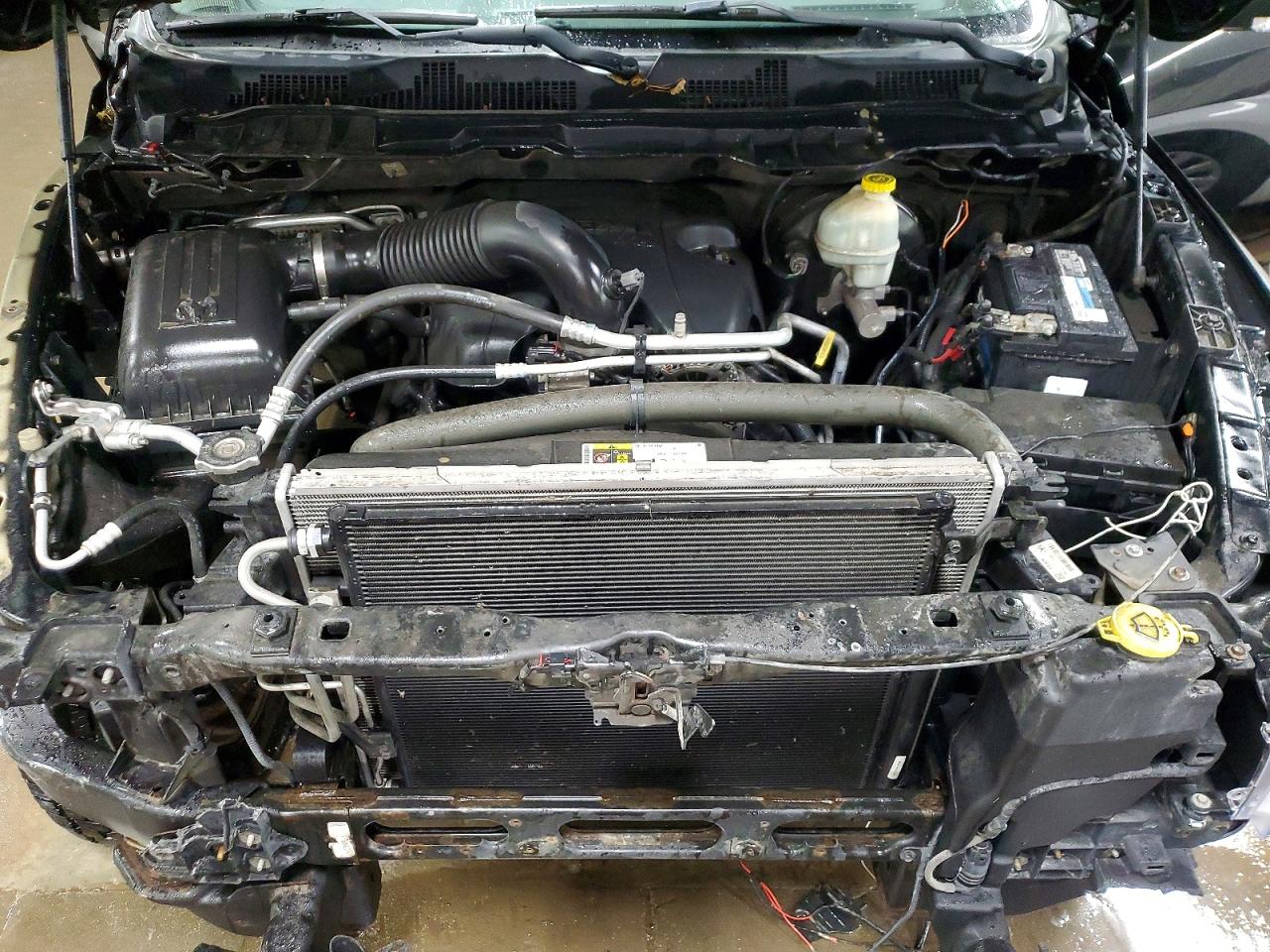 2015 RAM 1500 SLT photo 21