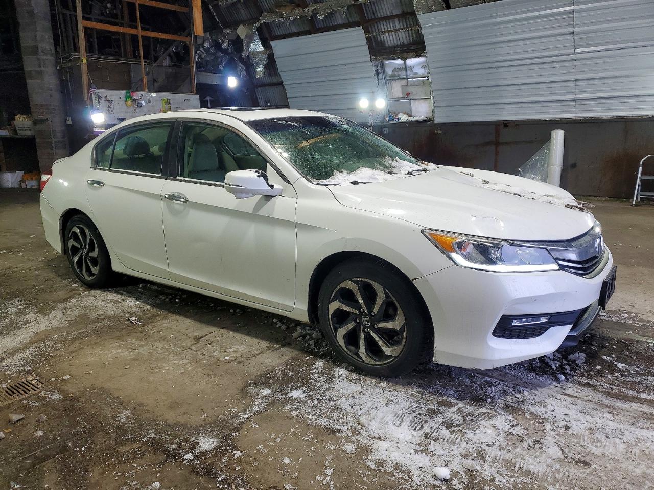 2016 HONDA ACCORD EXL photo 4