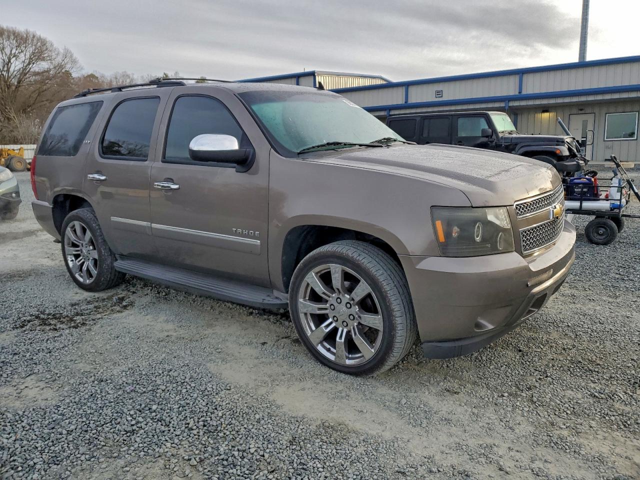 2011 CHEVROLET TAHOE K1500 LTZ photo 4