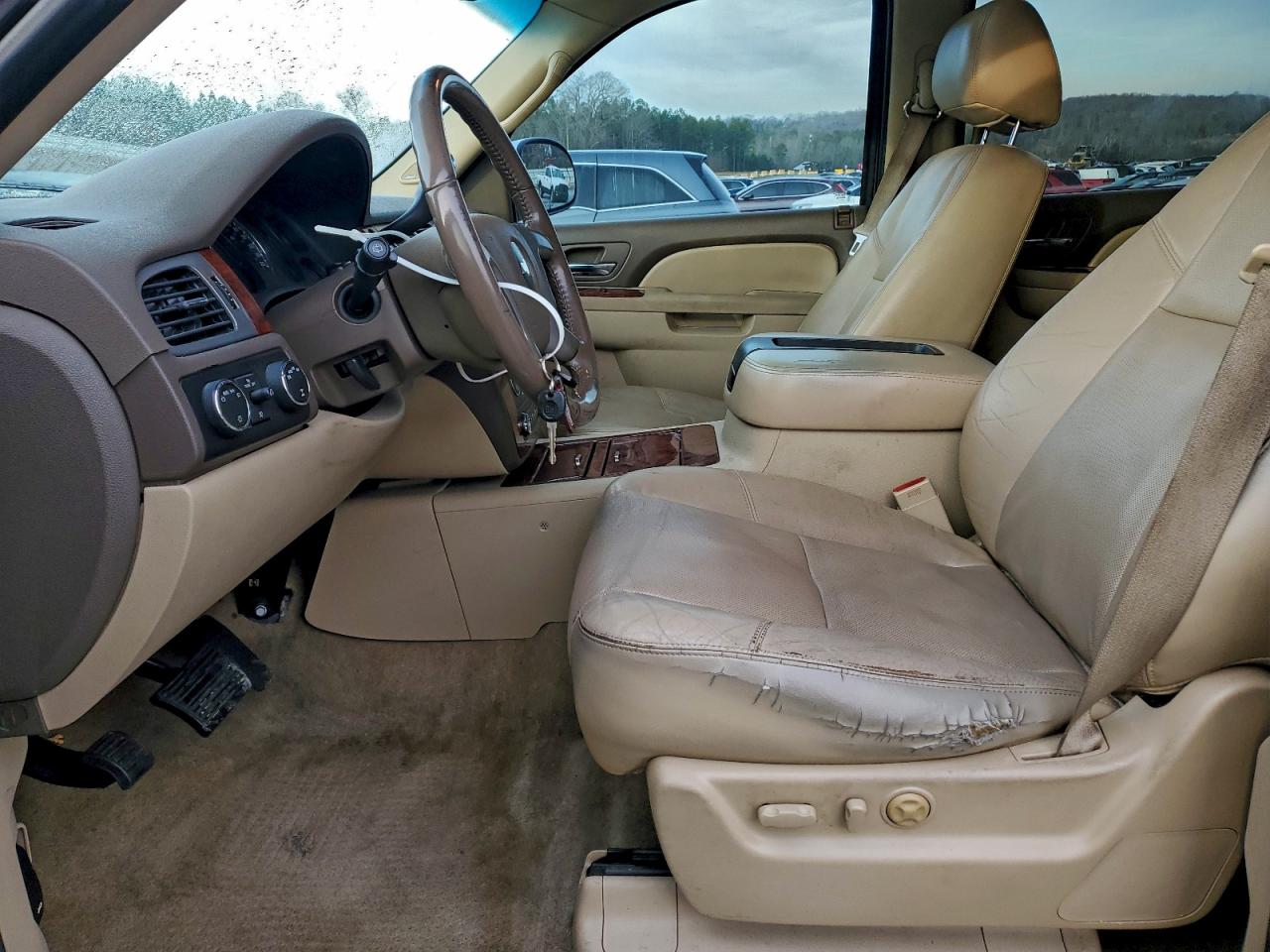 2011 CHEVROLET TAHOE K1500 LTZ photo 7