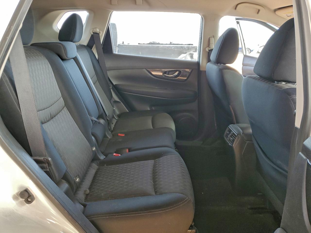 2017 NISSAN ROGUE S photo 11