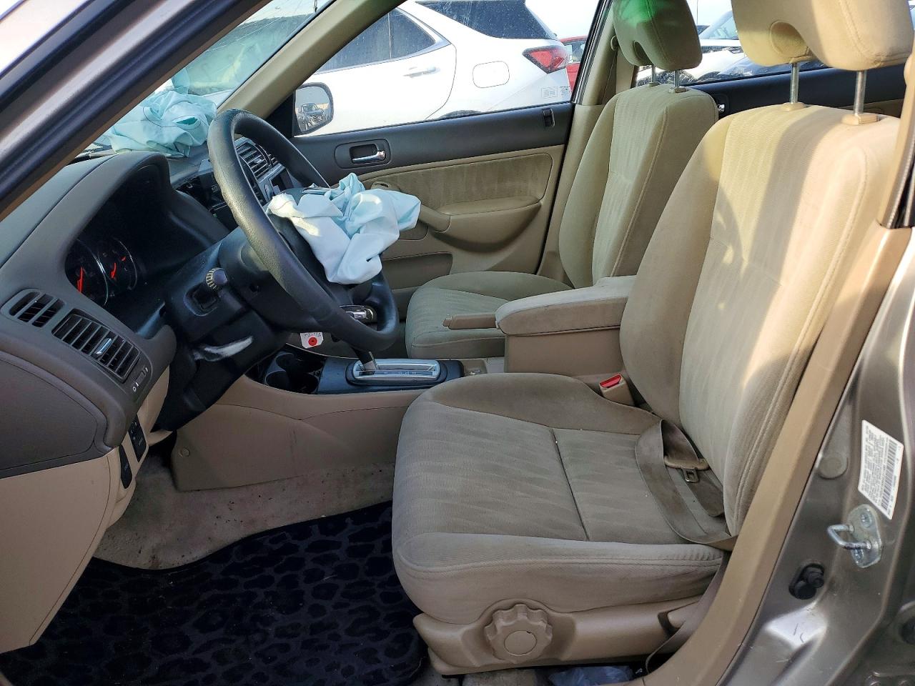 2004 HONDA CIVIC LX photo 7