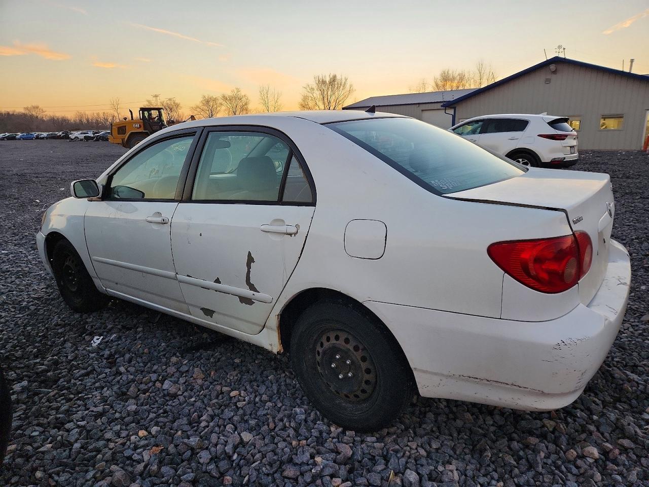 2005 TOYOTA COROLLA CE photo 2