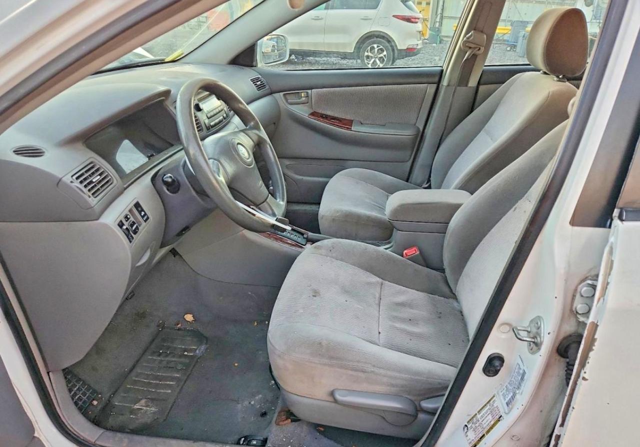 2005 TOYOTA COROLLA CE photo 7