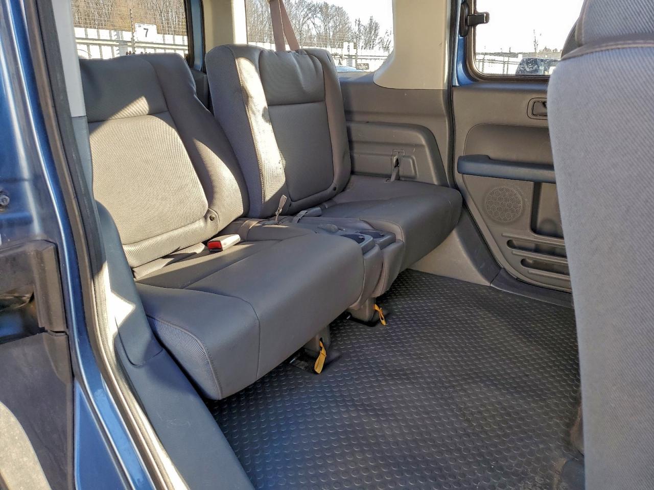 2006 HONDA ELEMENT LX photo 11
