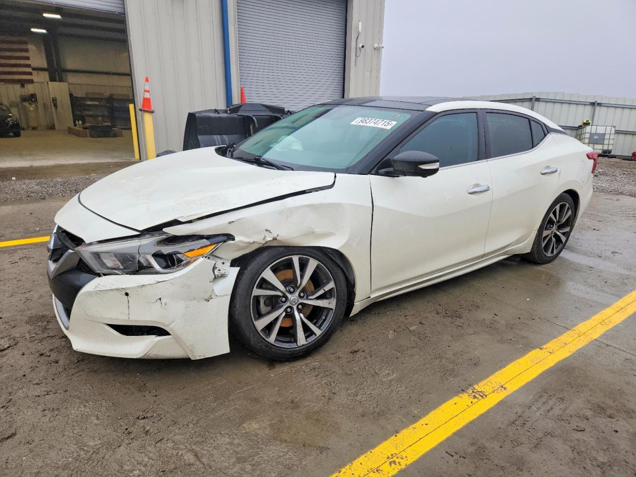 2017 NISSAN MAXIMA