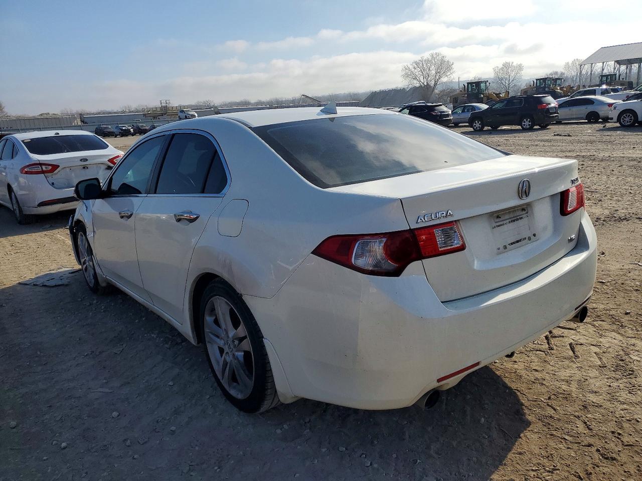 2010 ACURA TSX photo 2
