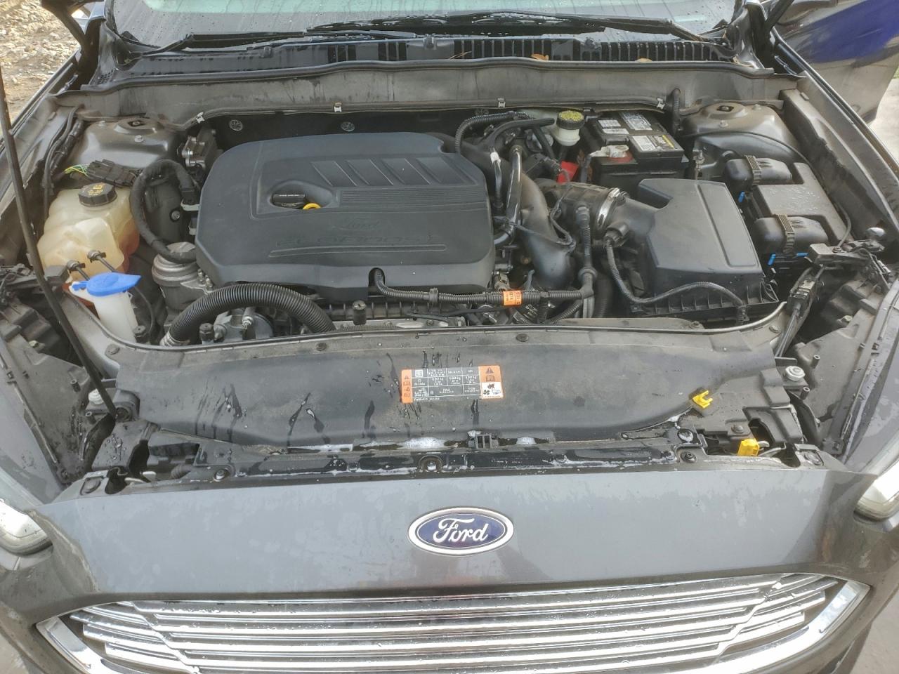 2016 FORD FUSION SE photo 11