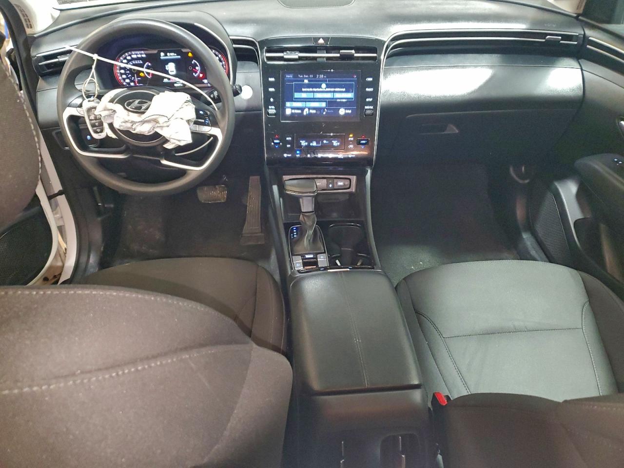2024 HYUNDAI TUCSON SEL photo 8