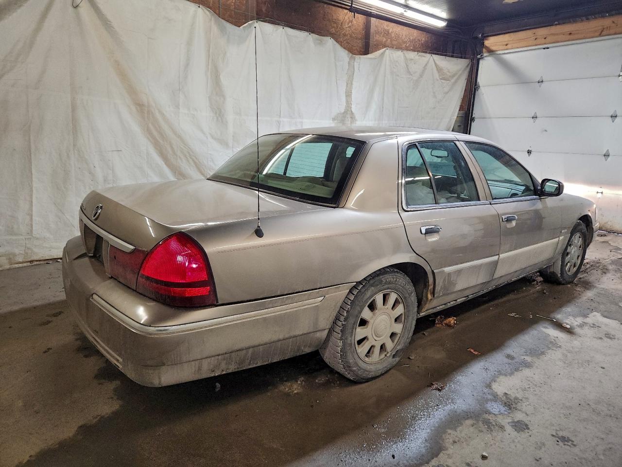 2005 MERCURY GRAND MARQUIS LS photo 3
