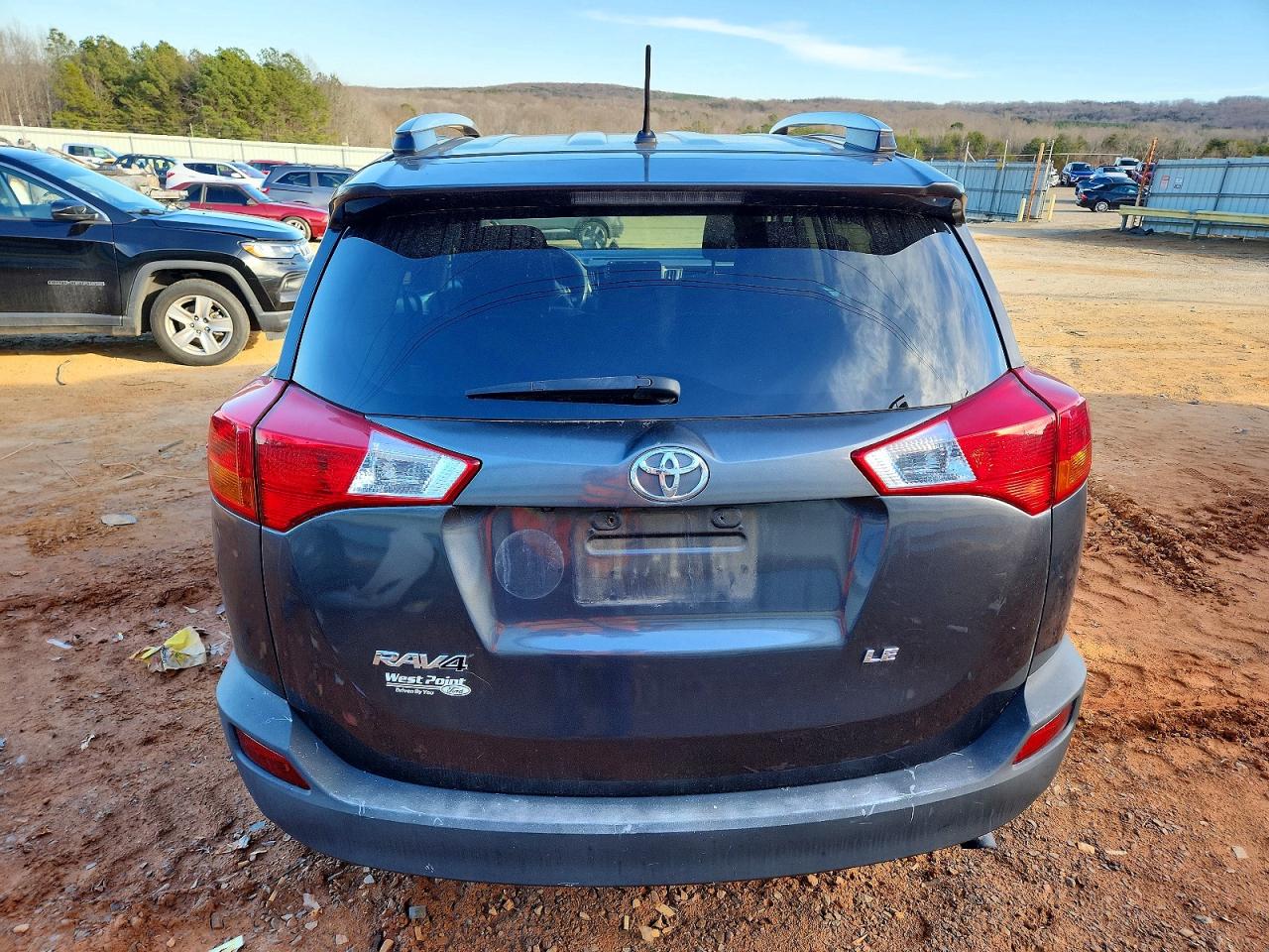 2014 TOYOTA RAV4 LE photo 6