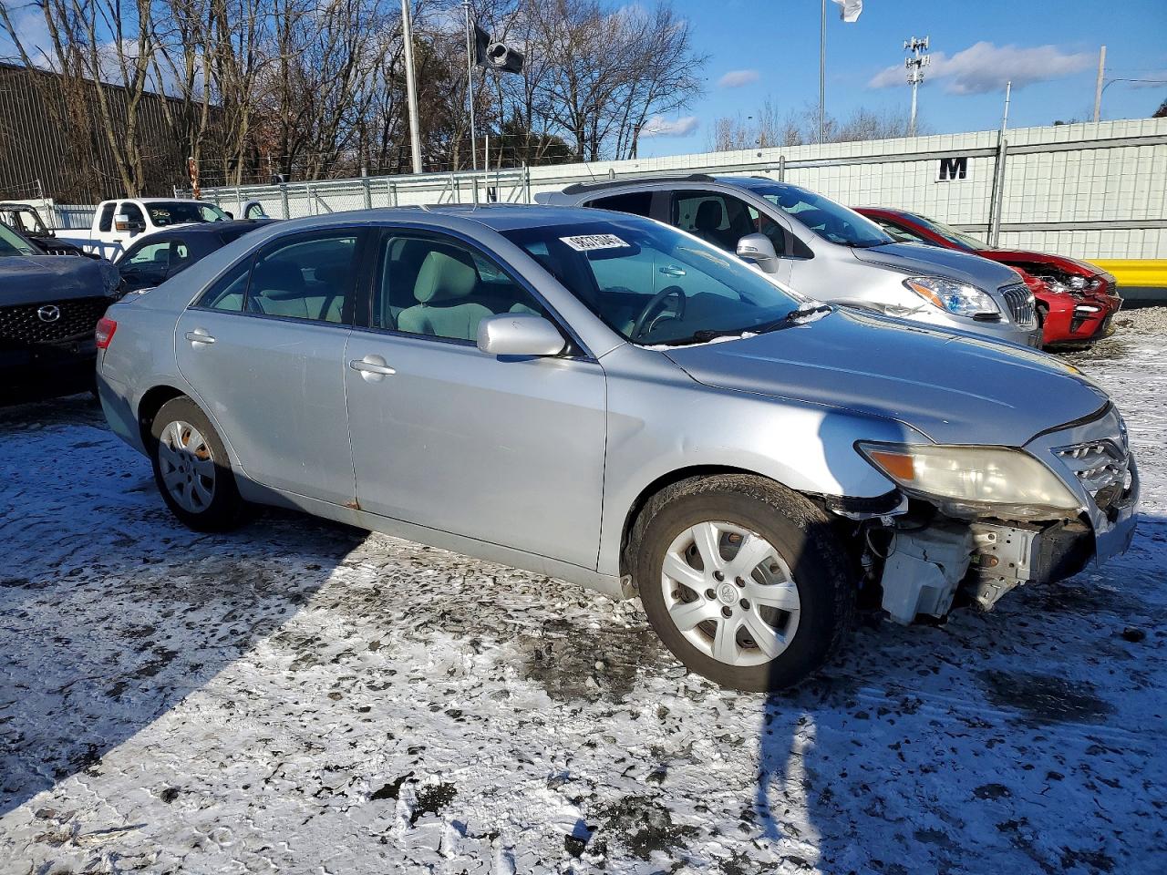 2011 TOYOTA CAMRY BASE photo 4