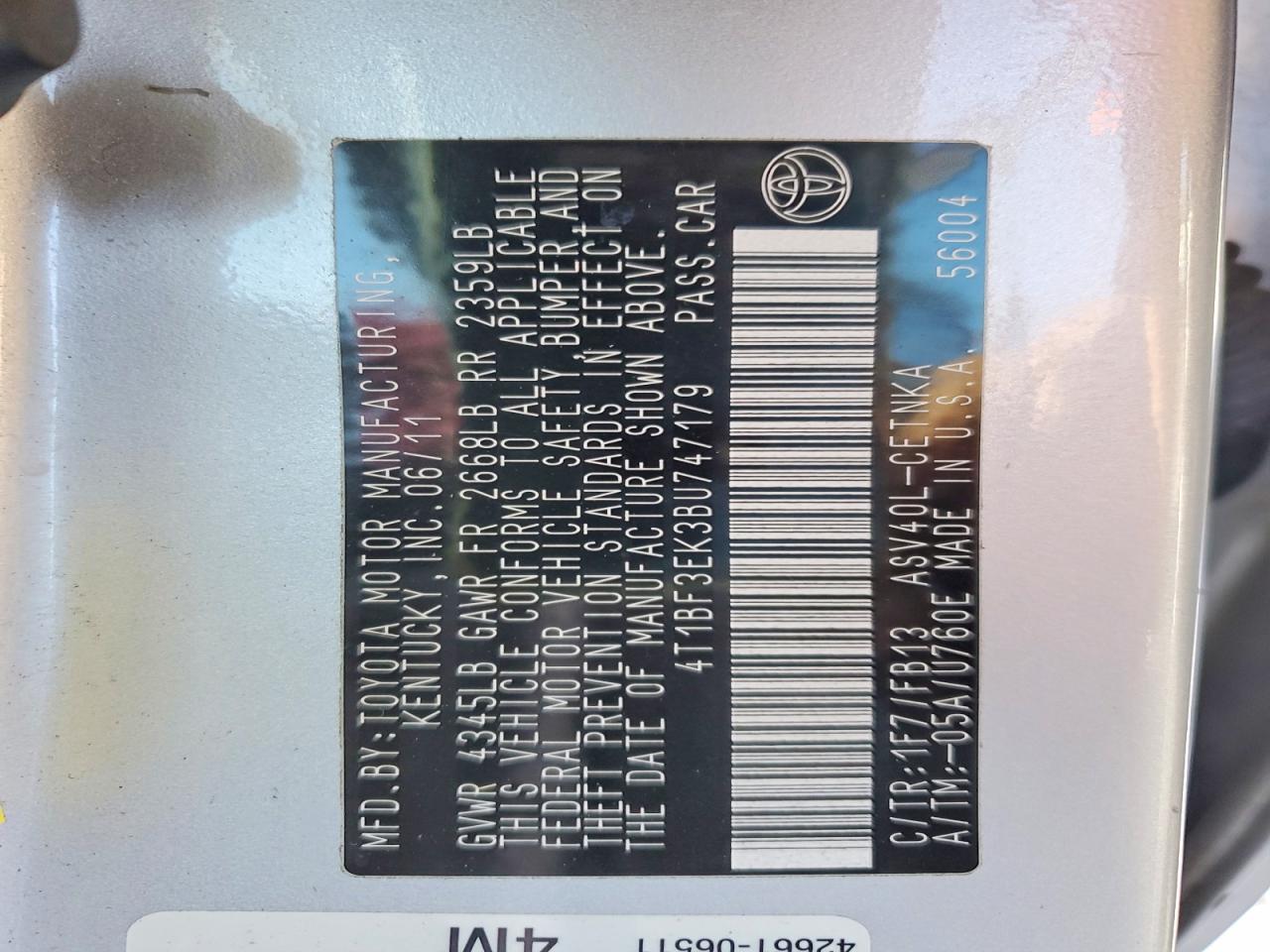 2011 TOYOTA CAMRY BASE photo 12