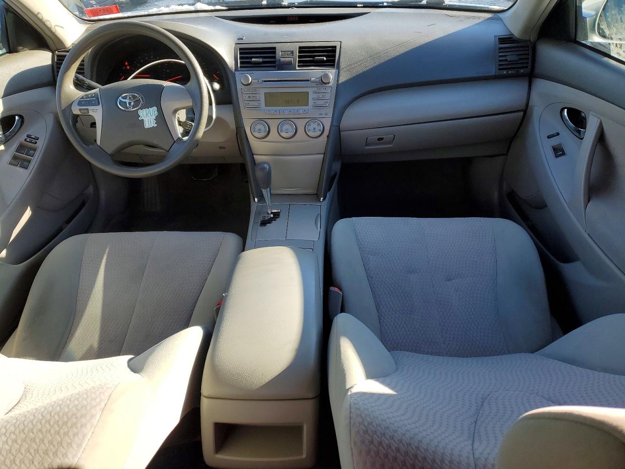2011 TOYOTA CAMRY BASE photo 8