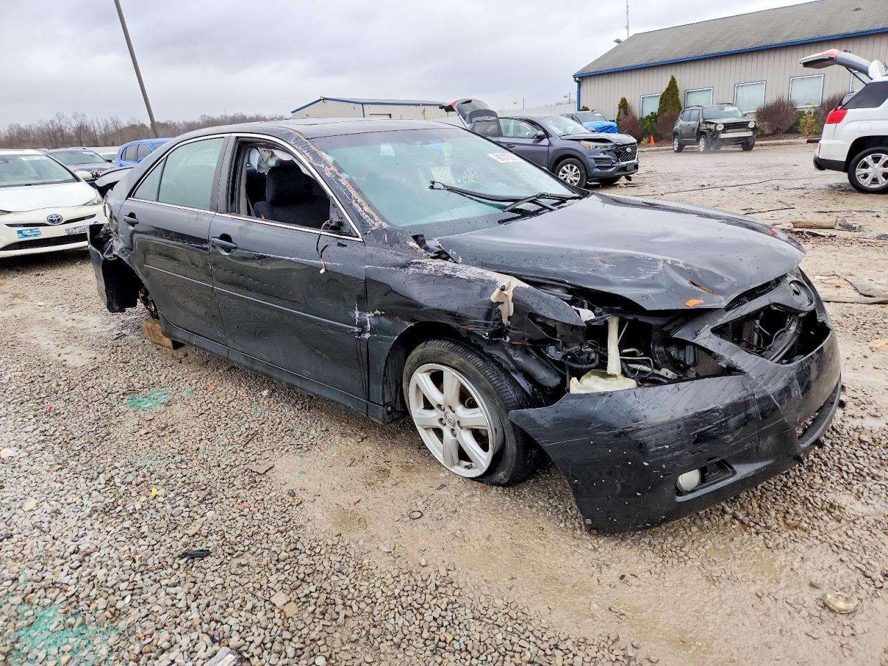 2009 TOYOTA CAMRY SE photo 4