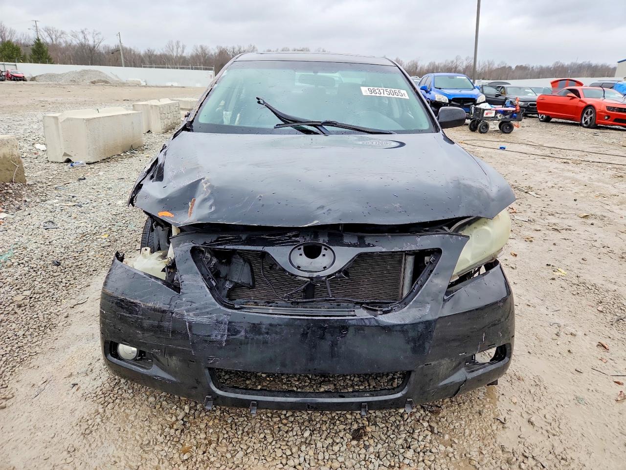 2009 TOYOTA CAMRY SE photo 5