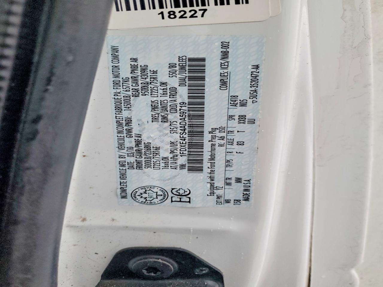 2010 FORD ECONOLINE E450 SUPER DUTY CUTAWAY VAN photo 10