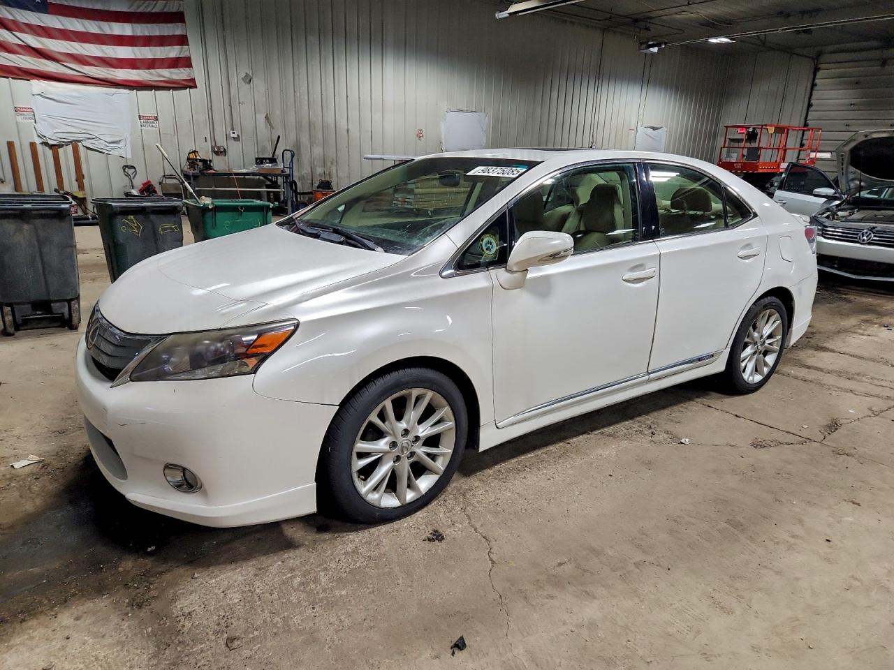 2010 LEXUS HS