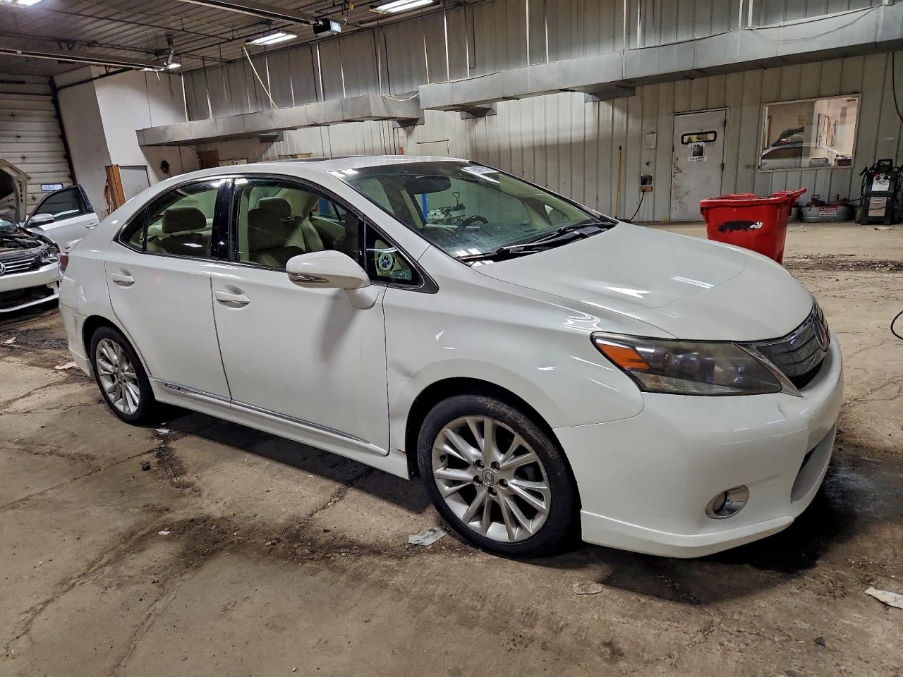 2010 LEXUS HS 250H photo 4
