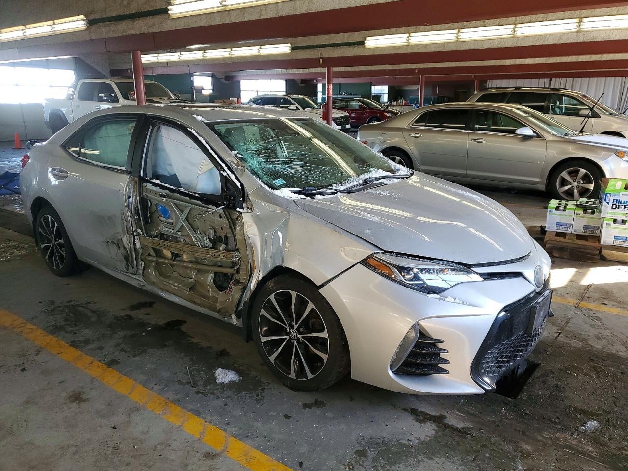 2018 TOYOTA COROLLA L photo 4