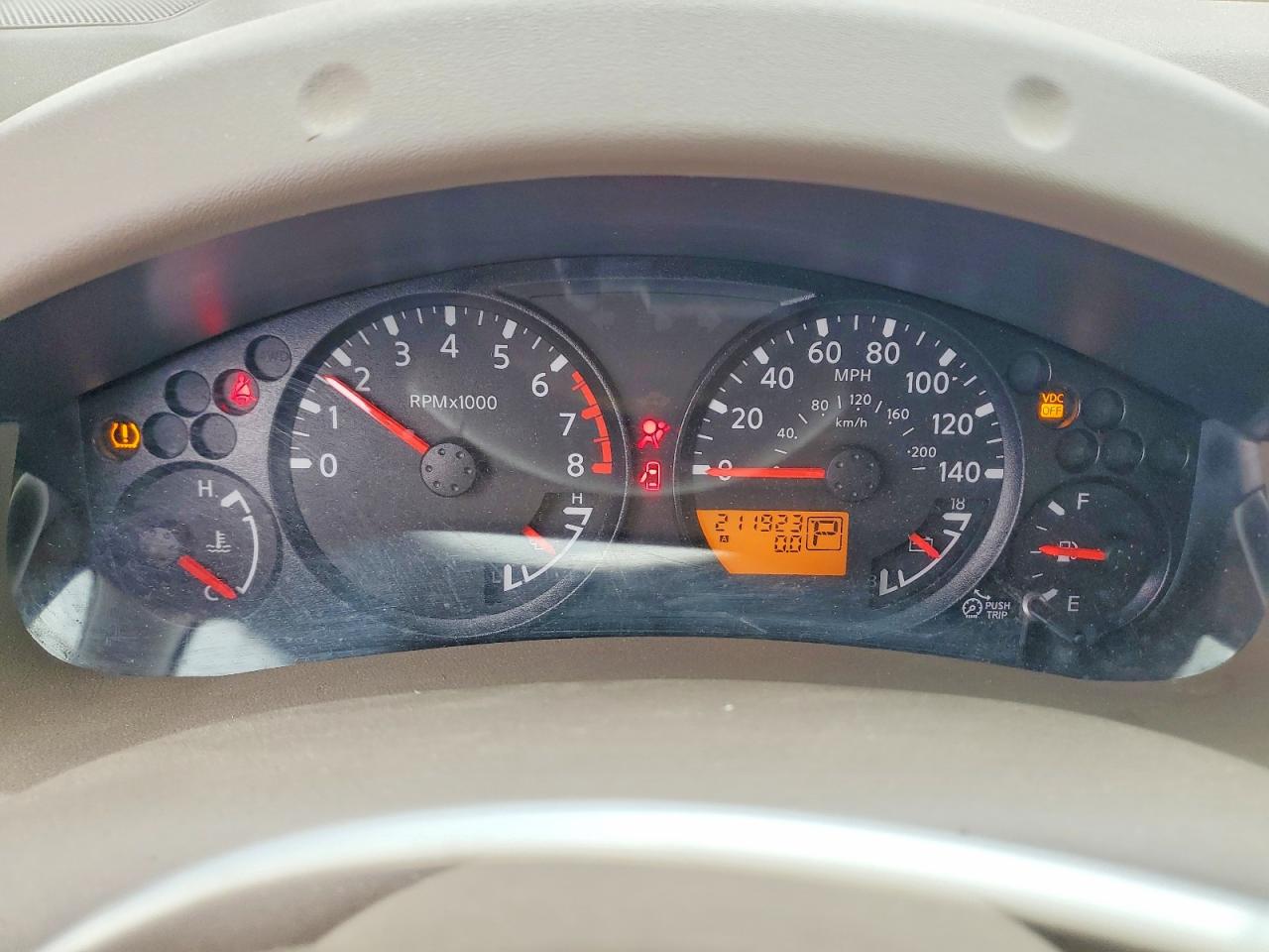 2010 NISSAN FRONTIER CREW CAB SE photo 9