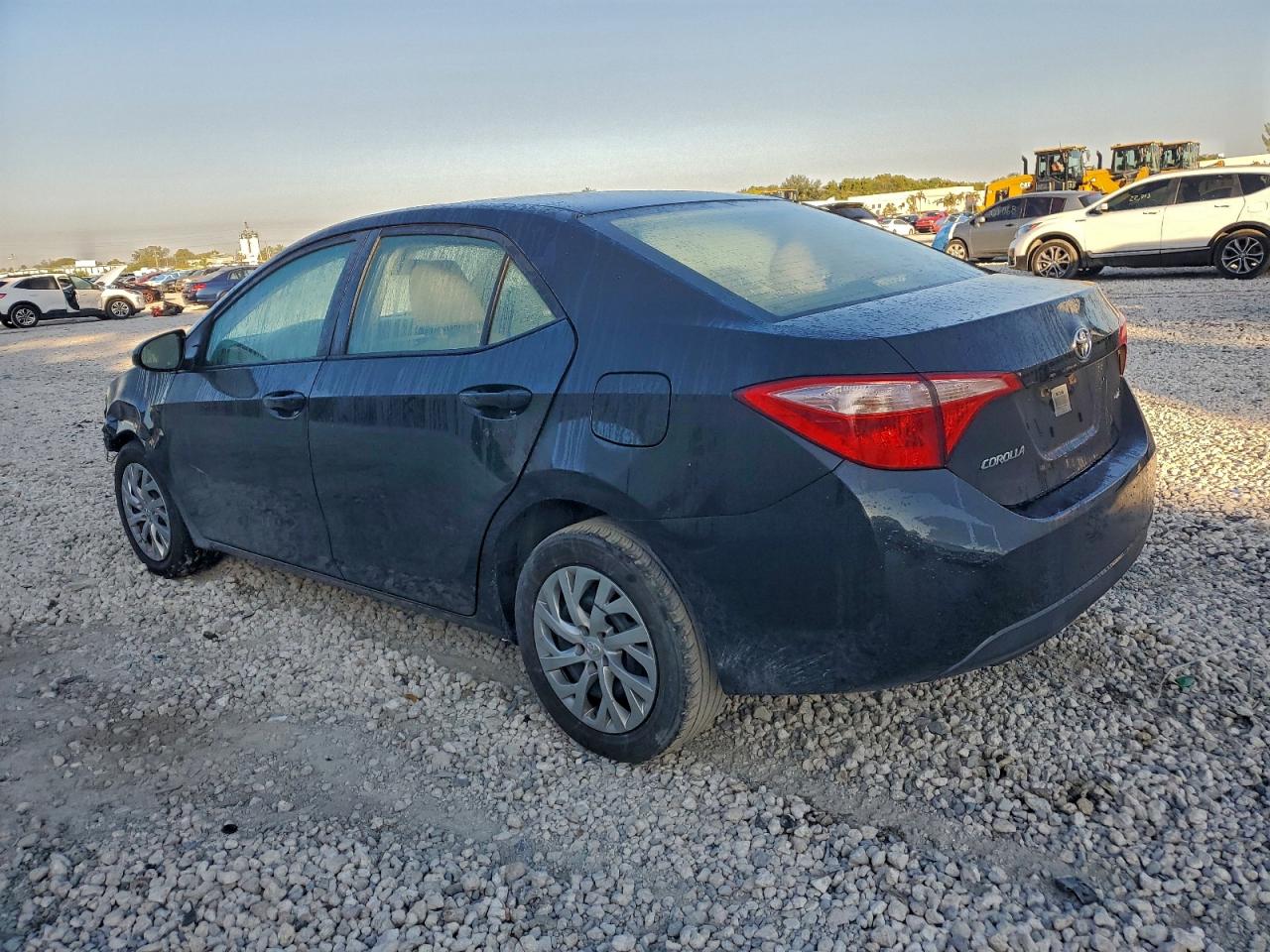 2017 TOYOTA COROLLA L photo 2