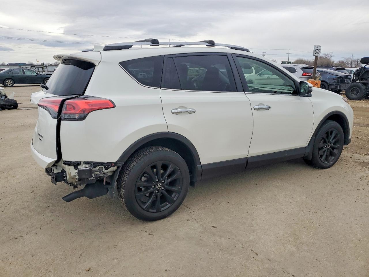 2018 TOYOTA RAV4 LIMITED photo 3