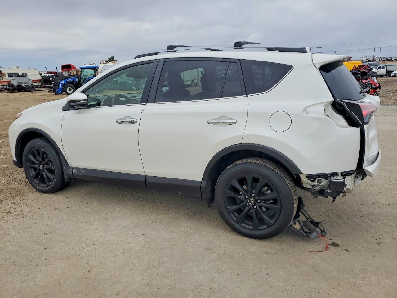 2018 TOYOTA RAV4 LIMITED photo 2