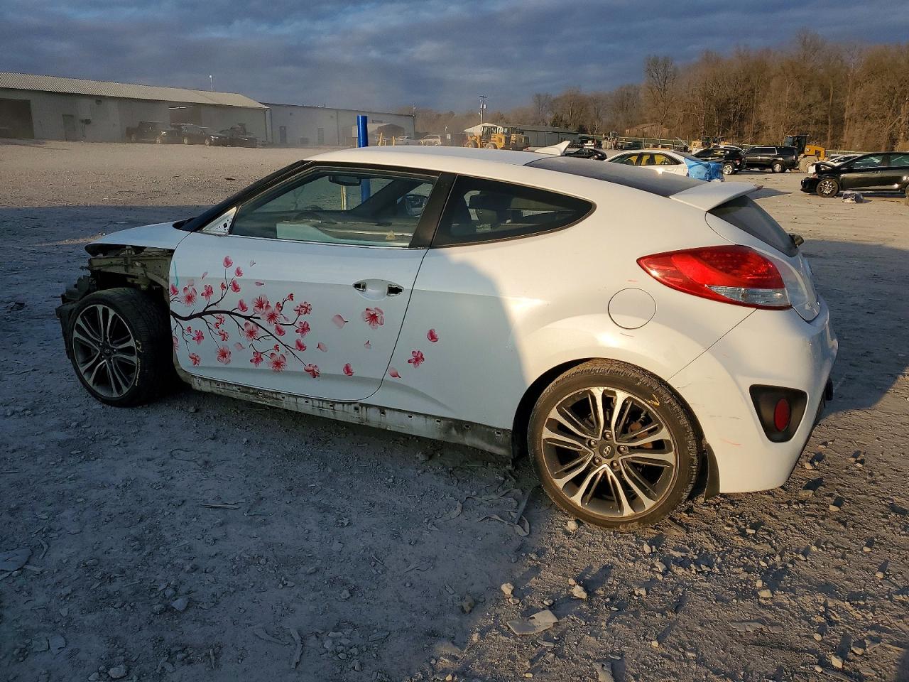 2016 HYUNDAI VELOSTER TURBO photo 2