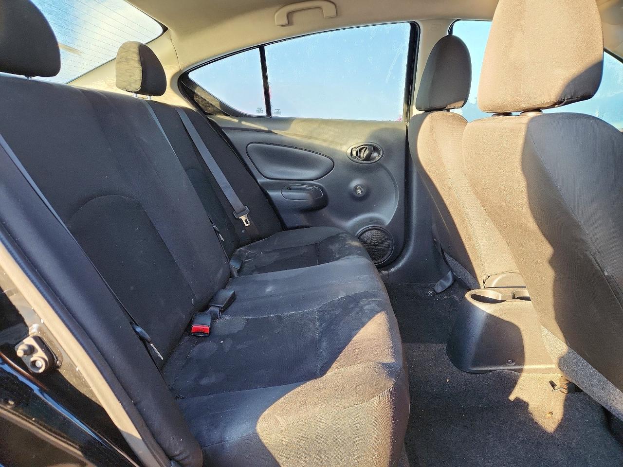 2018 NISSAN VERSA photo 28