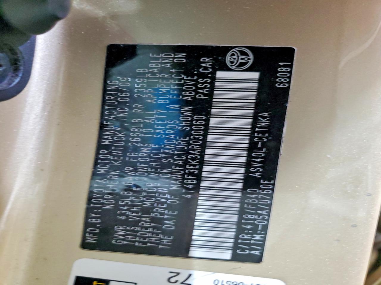 2010 TOYOTA CAMRY LE photo 12