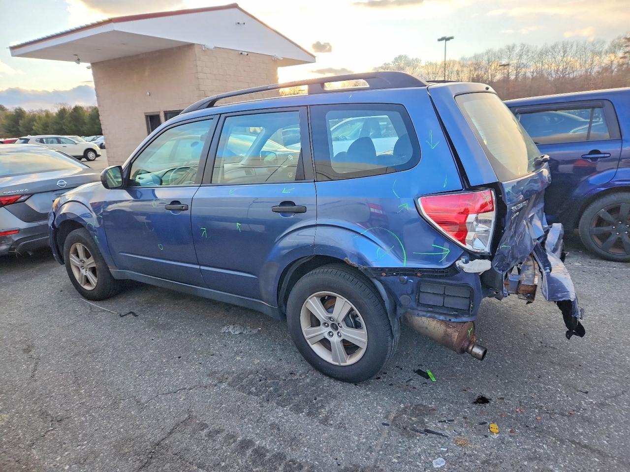 2011 SUBARU FORESTER 2.5X photo 2