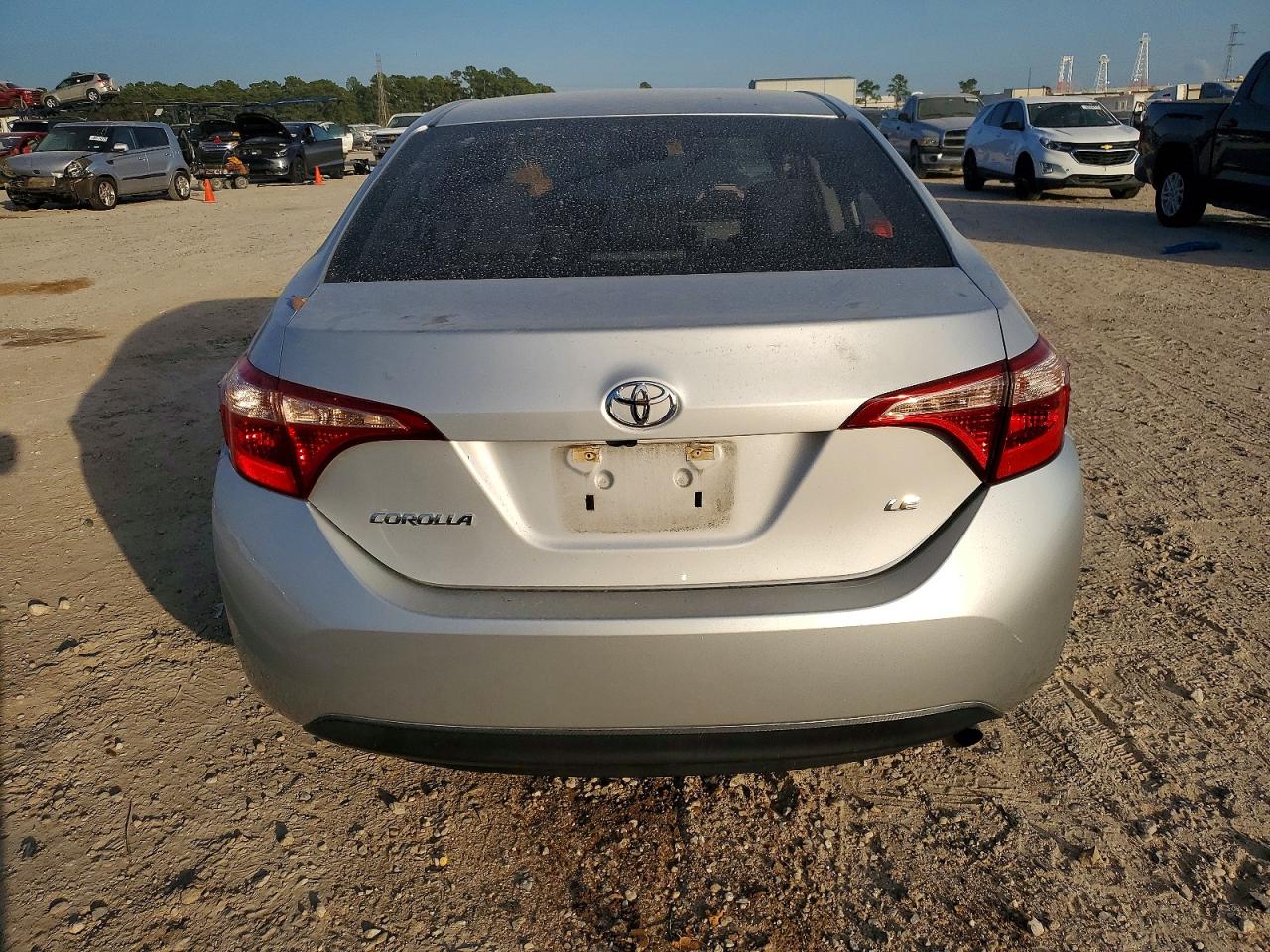 2018 TOYOTA COROLLA L photo 6