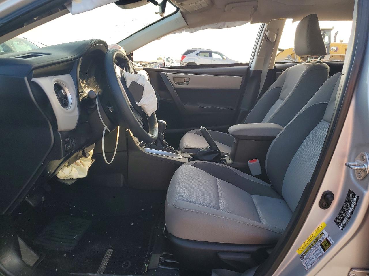 2018 TOYOTA COROLLA L photo 7