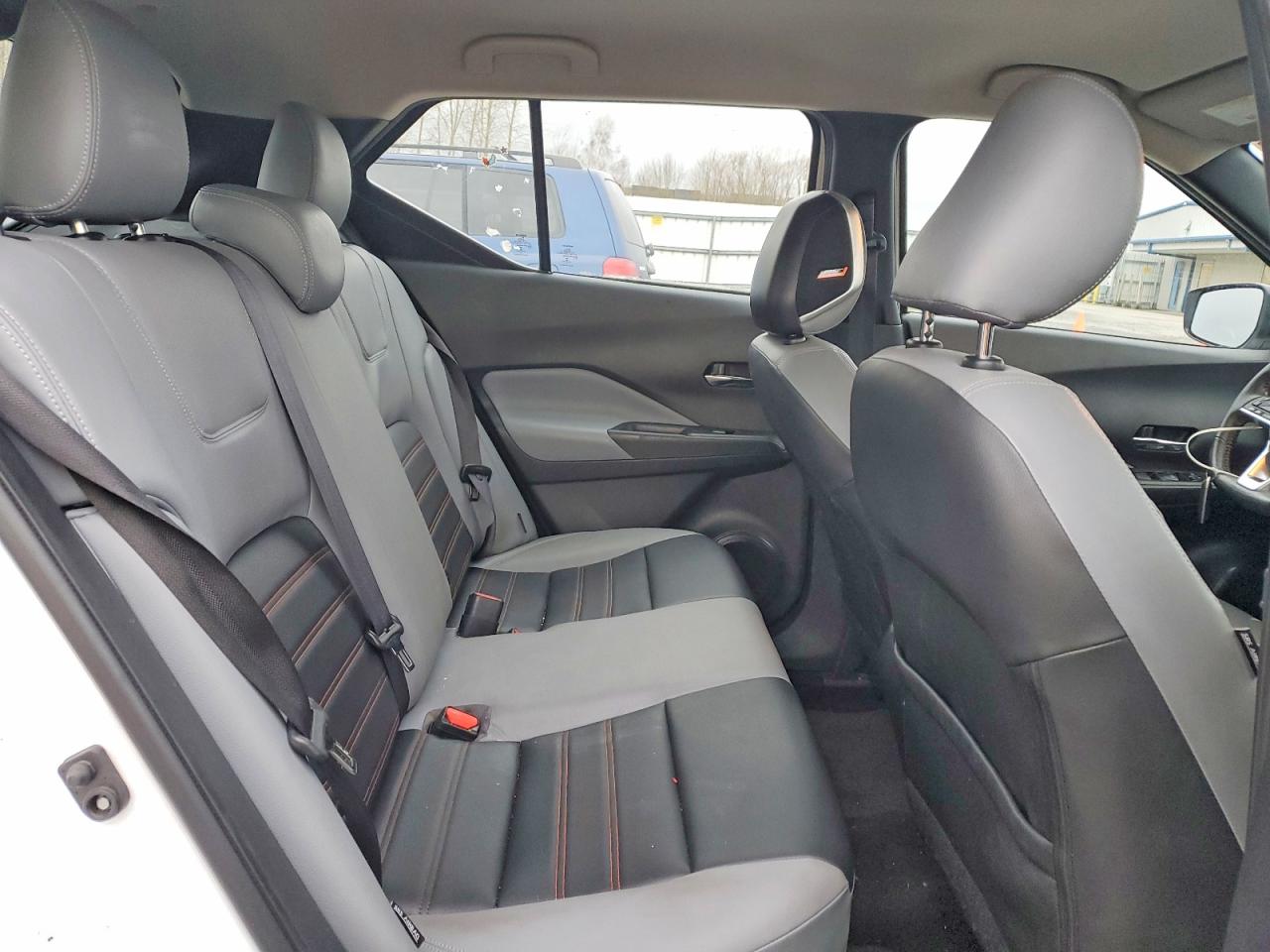2023 NISSAN KICKS SR photo 10