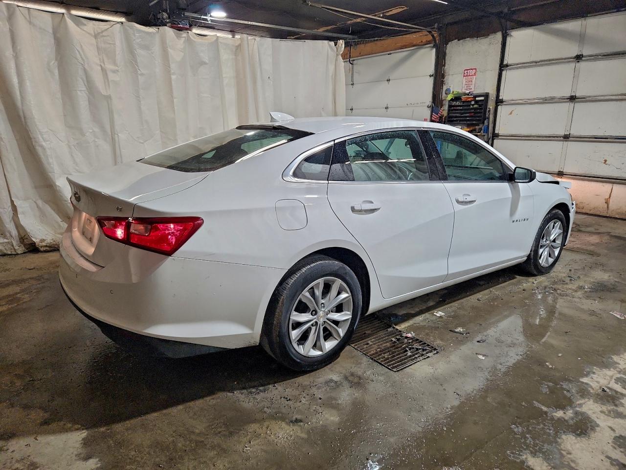 2025 CHEVROLET MALIBU LT photo 3