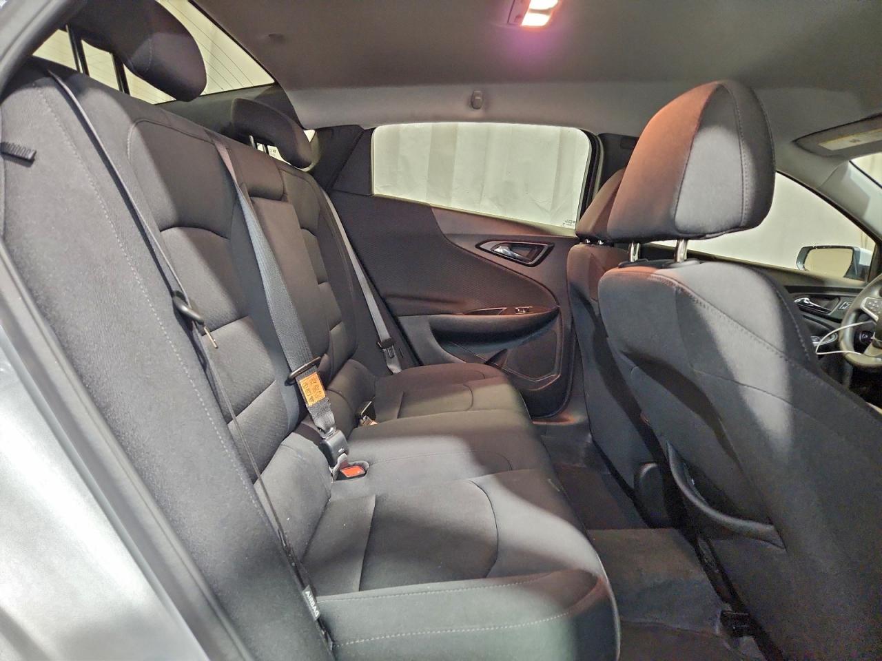 2025 CHEVROLET MALIBU LT photo 10