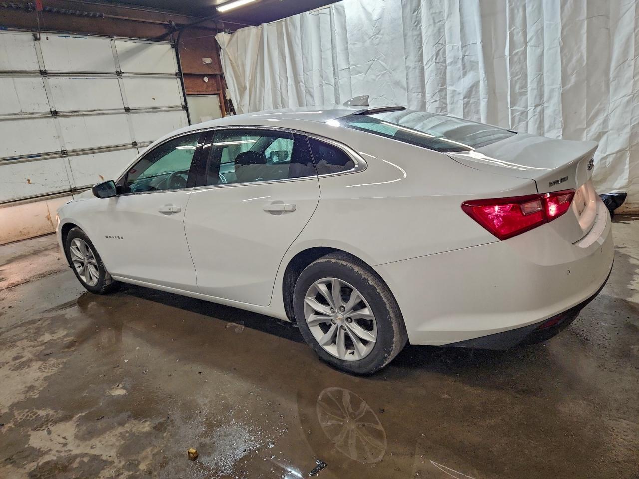 2025 CHEVROLET MALIBU LT photo 2