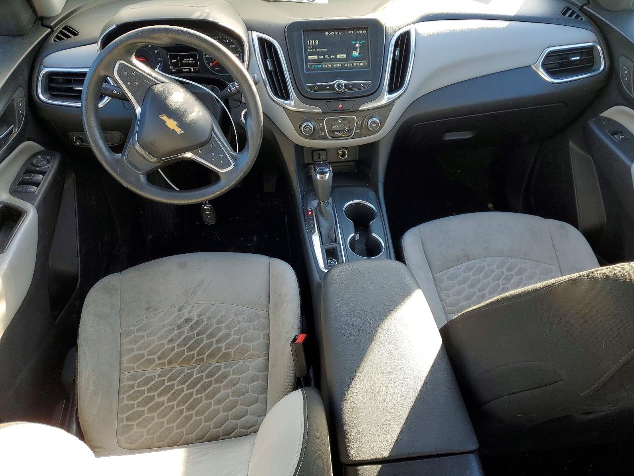 2018 CHEVROLET EQUINOX LS photo 8