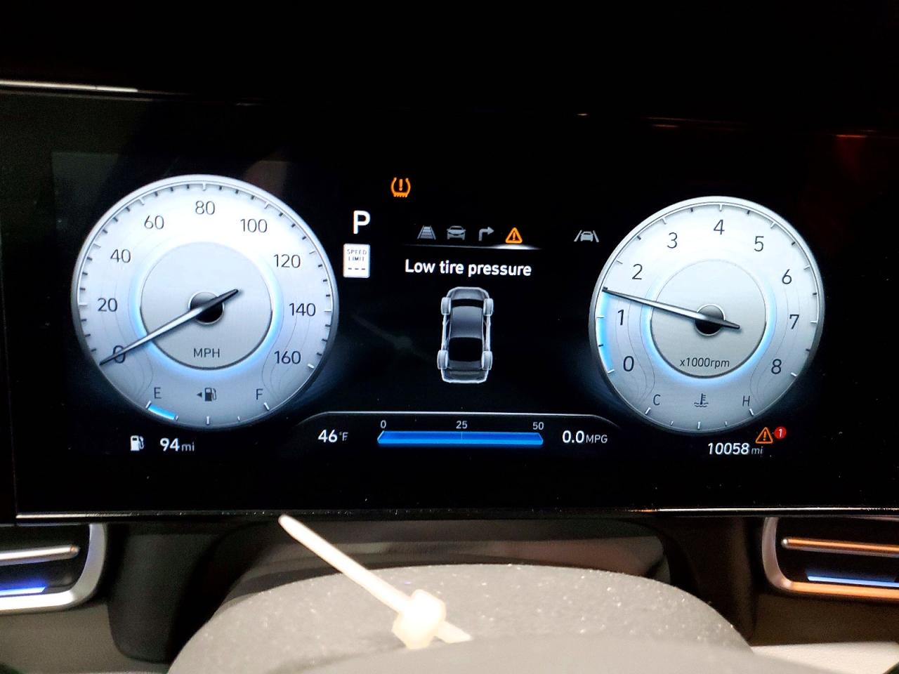 2024 HYUNDAI ELANTRA SEL photo 9