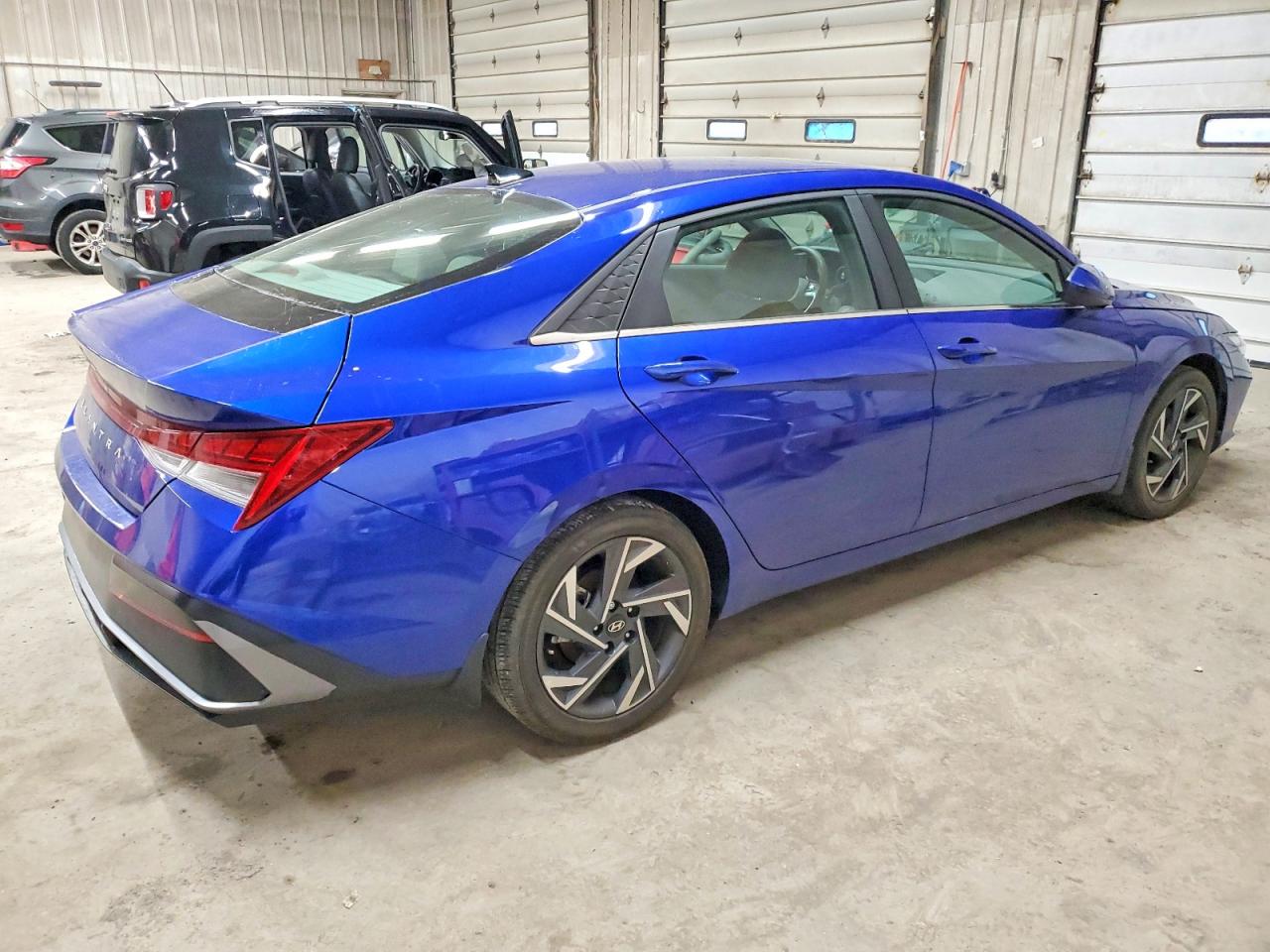 2024 HYUNDAI ELANTRA SEL photo 3