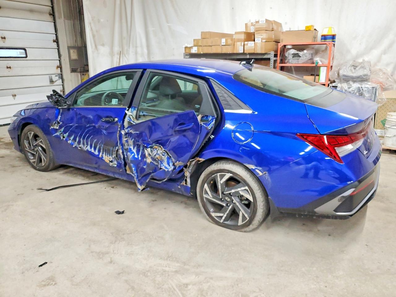 2024 HYUNDAI ELANTRA SEL photo 2