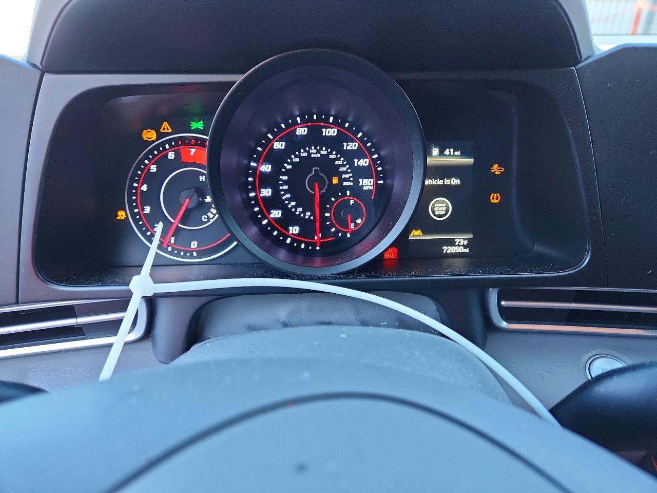 2023 HYUNDAI ELANTRA SEL photo 9