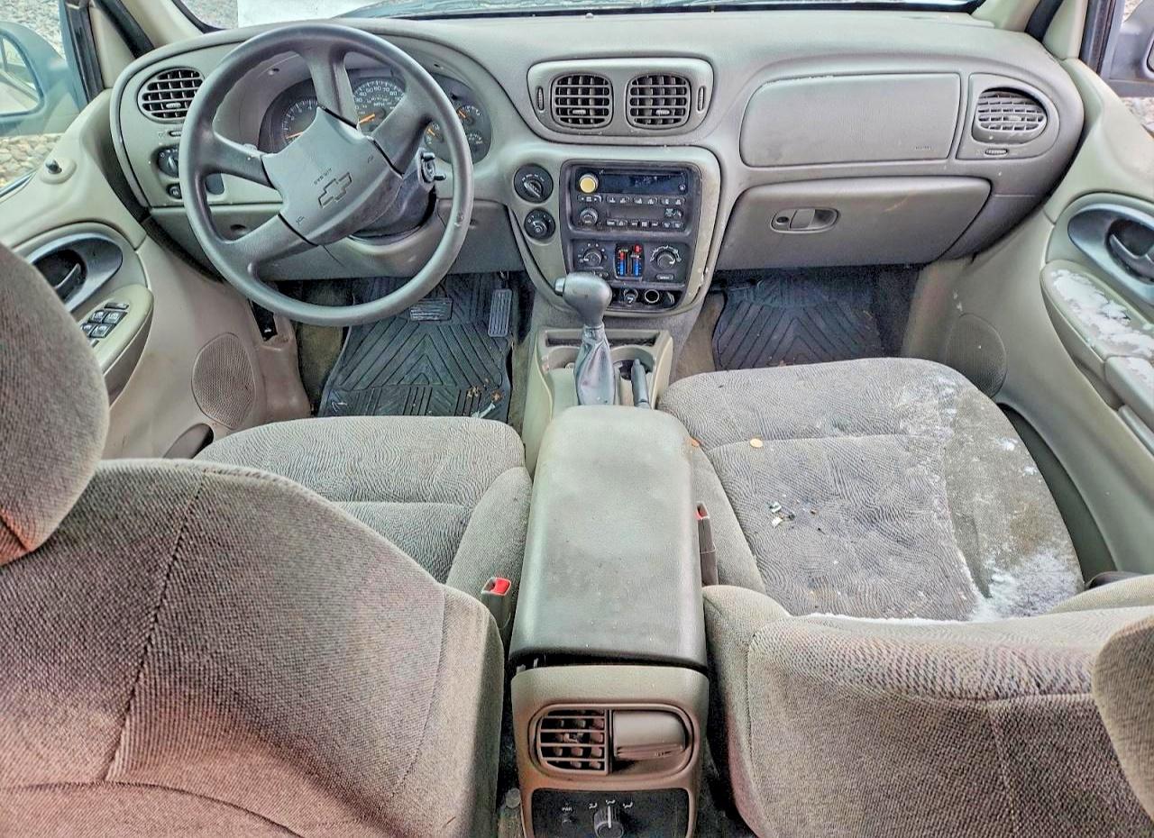 2004 CHEVROLET TRAILBLAZER LS photo 8
